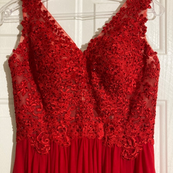 Sherri Hill Prom Dress - Picture 3 of 5